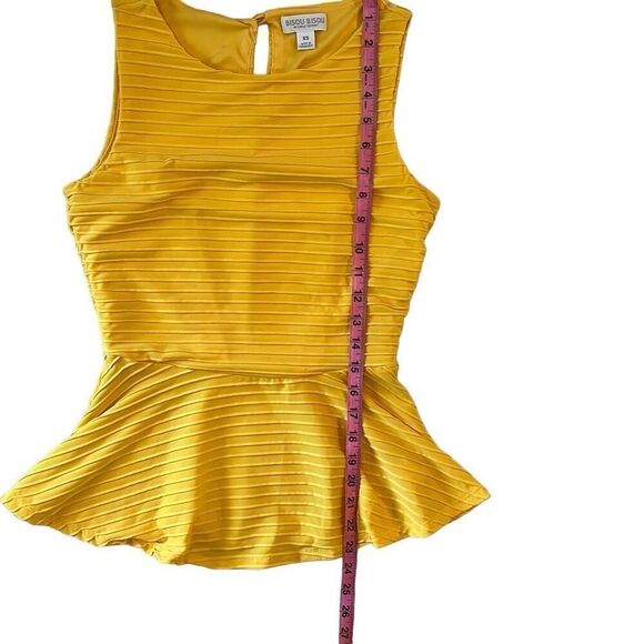 Bisou Bisou Peplum Blouse - Picture 7 of 7